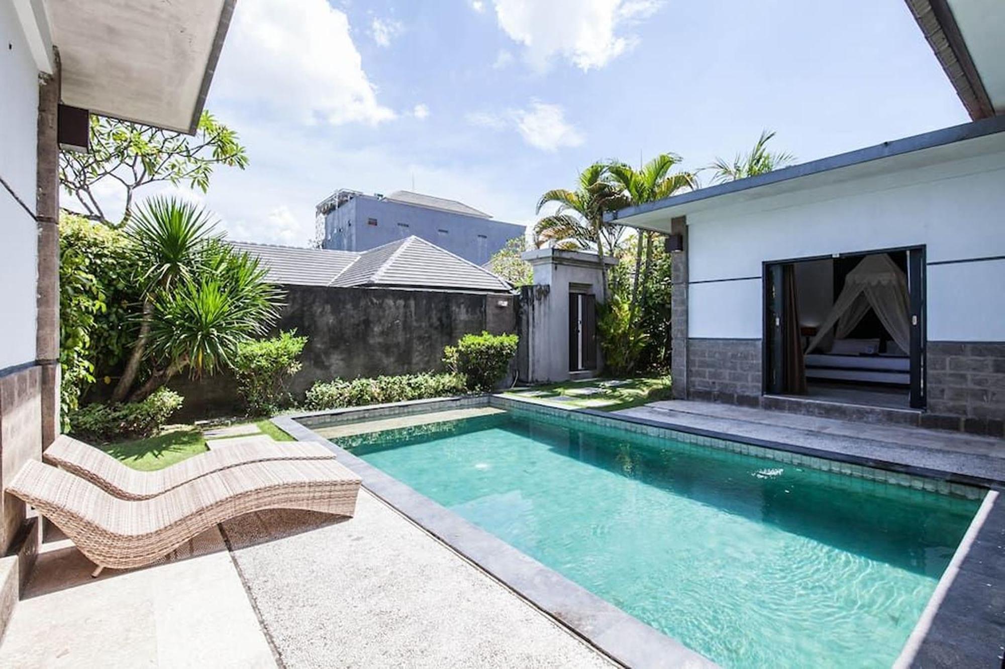 Bali Merita Villa Kerobokan  Exterior photo